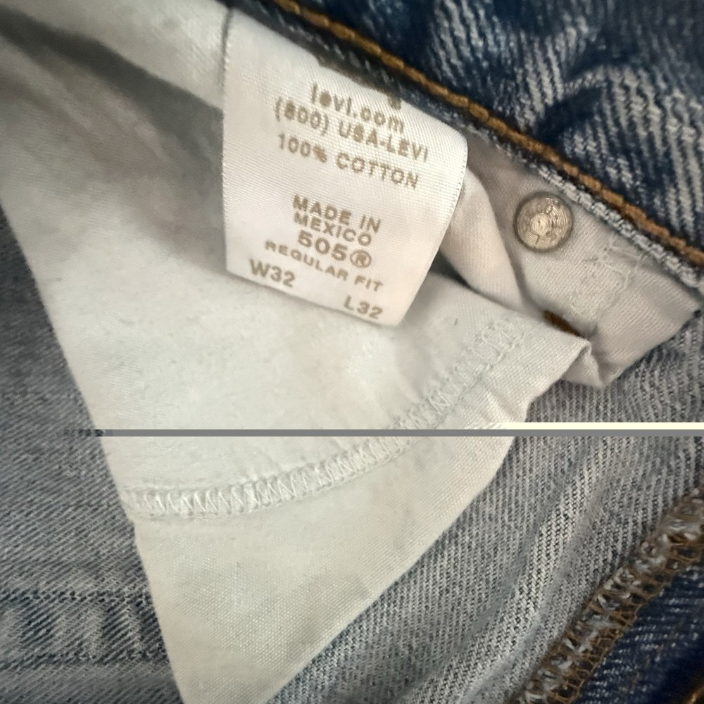 Levis 505 Mens 32x32 Regular Fit Straight Leg Light Wash Blue Denim Jeans Y2K 07 - Picture 5 of 8